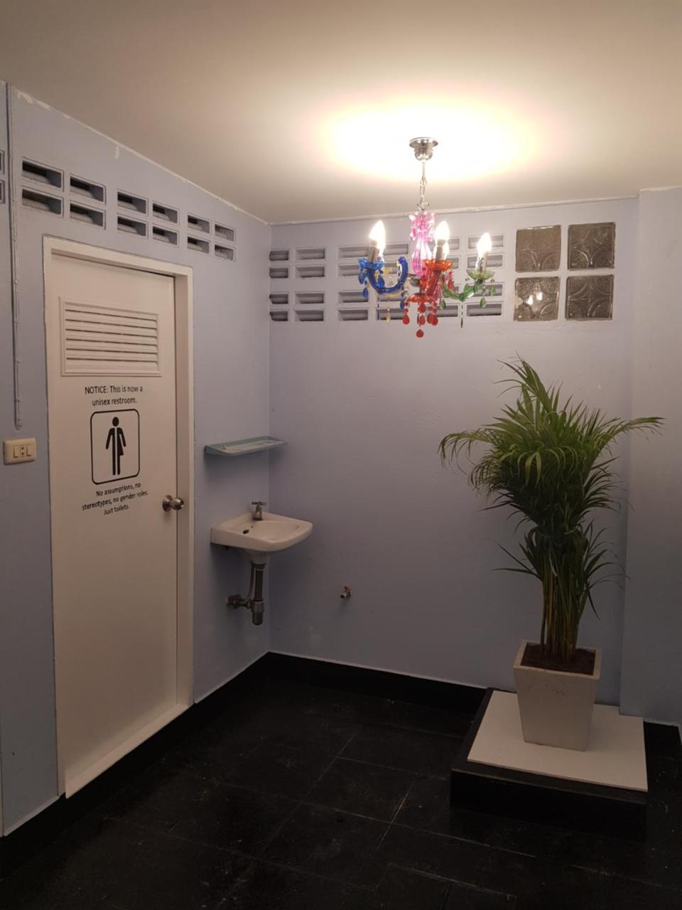 Meet & Meal Hostel Bangkok Ngoại thất bức ảnh