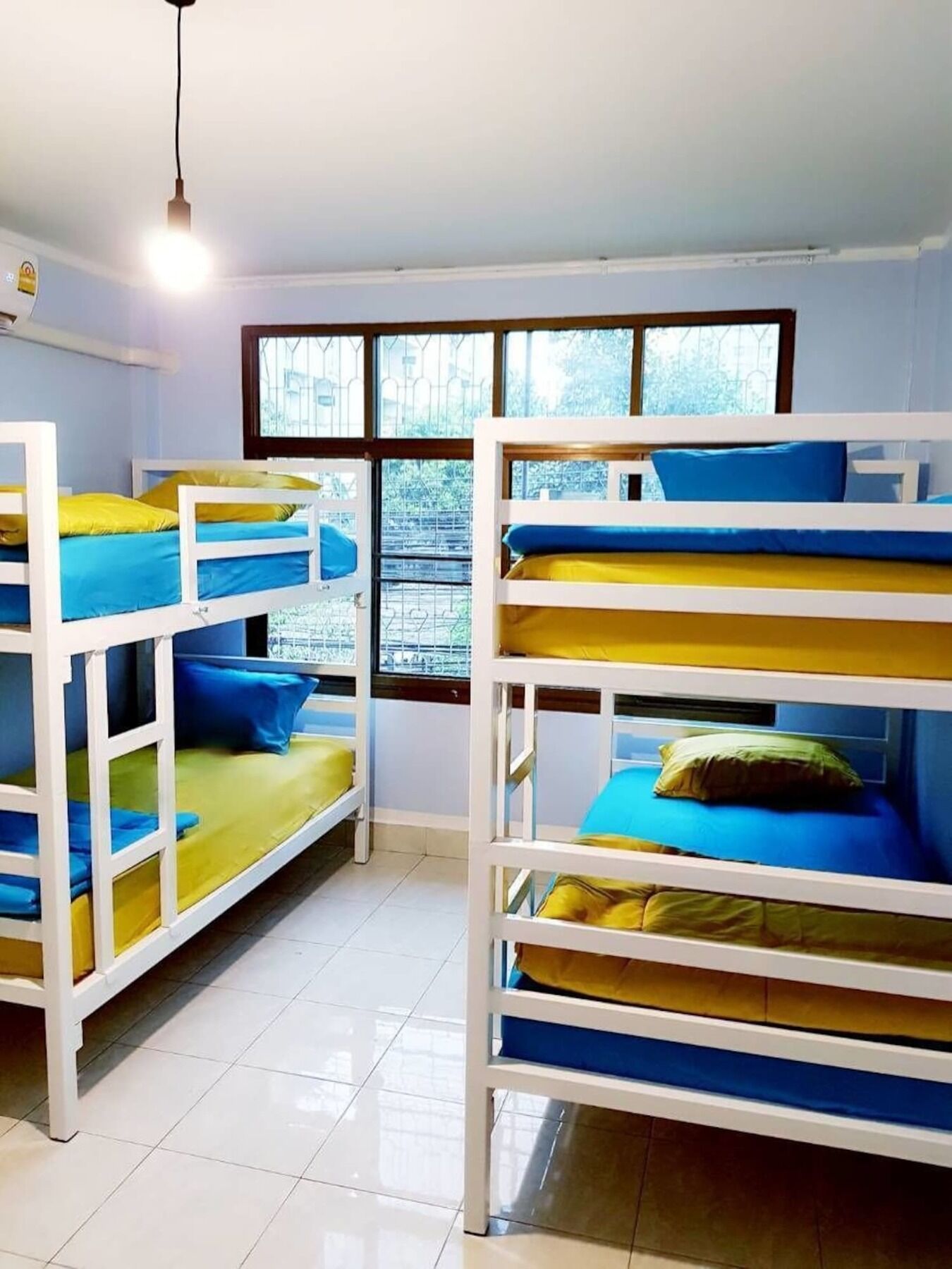 Meet & Meal Hostel Bangkok Ngoại thất bức ảnh